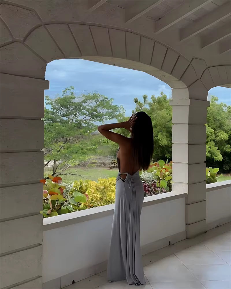 Vestido longo na cor cinza